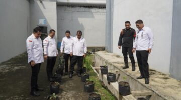 Karutan Medan Pantau Progres Penanaman Bibit Terong dan Cabai di Area Branggang